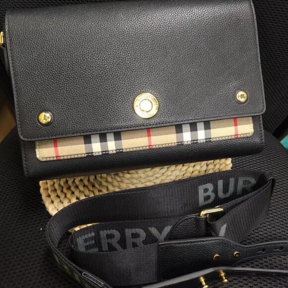 Authentic Burberry Note Medium Leather & Check Shoulder or Crossbody Bag New - Picture 1 of 7